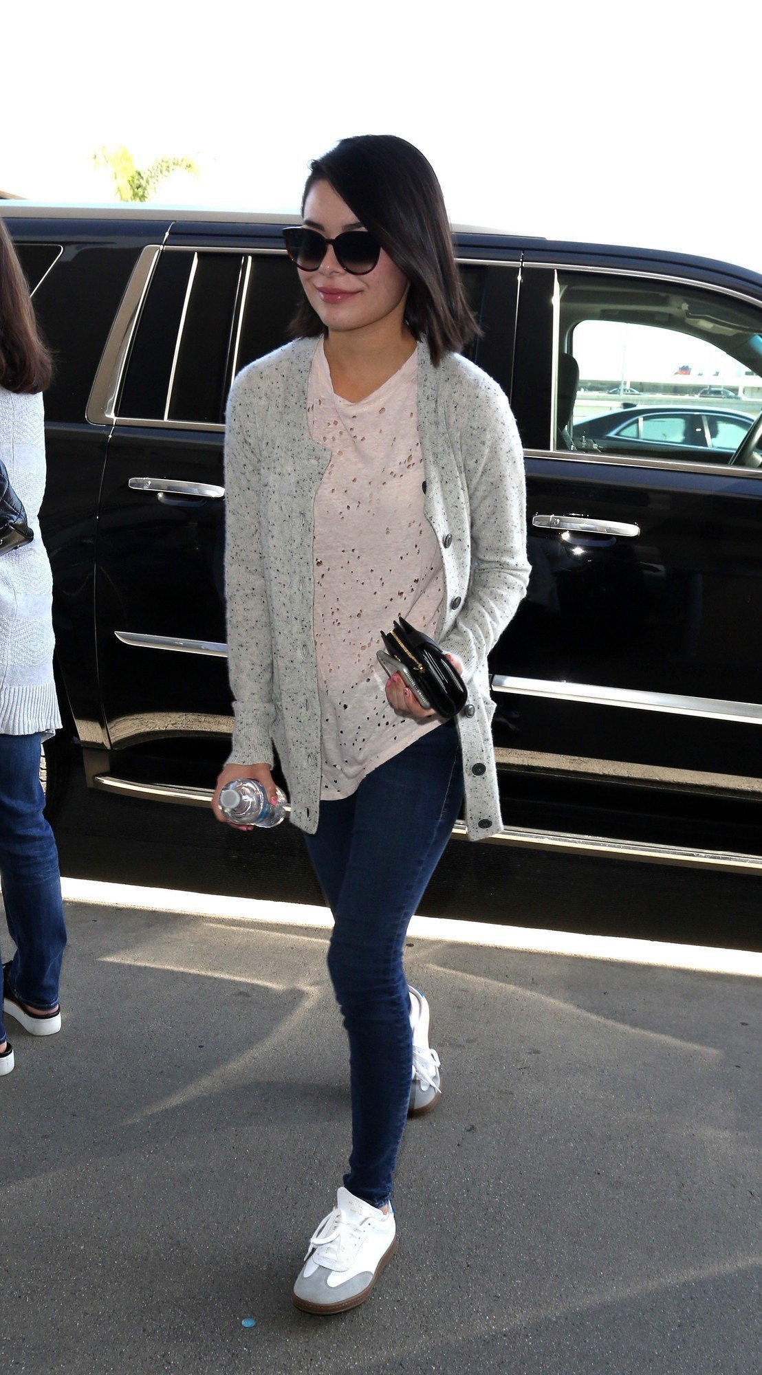 Miranda Cosgrove departs from LAX Airport | Picture 1511750