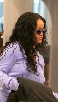 Rihanna at Los Angeles International Airport | Picture 1511137