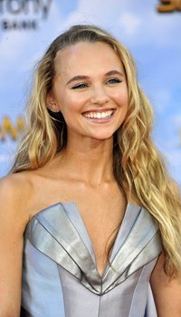 Madison Iseman - Film Premiere of Spider Man Homecoming