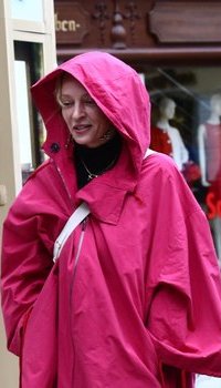 Uma Thurman walking in Karlovy Vary | Picture 1513021