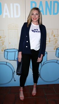 June Diane Raphael - Premiere Of IFC Films 'Band Aid' Arrivals | Picture 1501224