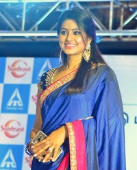 Actress Sneha Launches Sunfeast Biscuits Photos | Picture 1520684