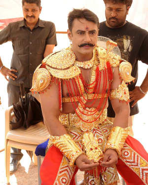 Kurukshetra Kannada Film Shooting at Ramoji Rao Film City Hyderabad Photos | Picture 1556498
