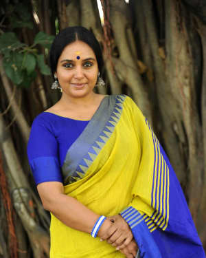 Shruti (Kannada Actress) - Neevu Karemaadida Chandadaararu Busyaagiddaare Film Launch Photos | Picture 1543253