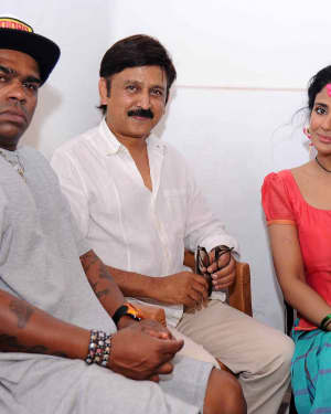 Butterfly Kannada Film Shooting Press Meet Mysore Photos | Picture 1577332