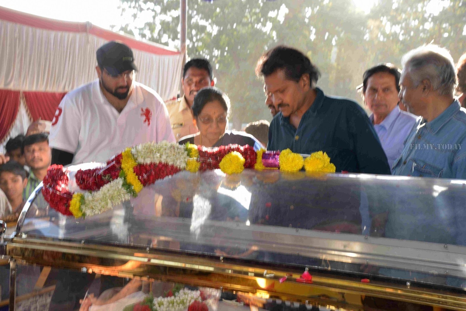 Kannada Kashinath Passes Away, Celebs Pays Condolences Photos | Picture 1559903