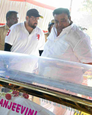 Kannada Kashinath Passes Away, Celebs Pays Condolences Photos | Picture 1559886