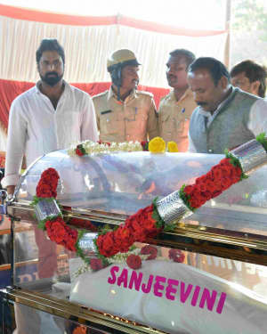 Kannada Kashinath Passes Away, Celebs Pays Condolences Photos | Picture 1559893