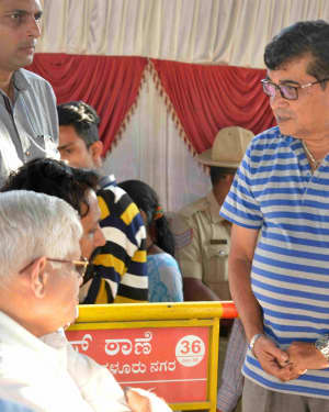 Kannada Kashinath Passes Away, Celebs Pays Condolences Photos | Picture 1559911