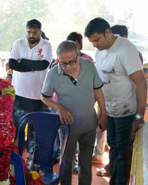 Kannada Kashinath Passes Away, Celebs Pays Condolences Photos | Picture 1559867