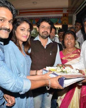 Bell Bottom Kannada Film Press Meet Photos