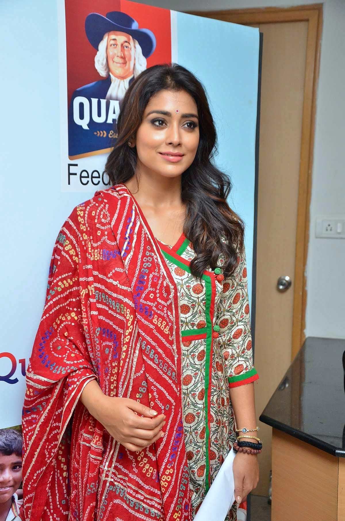 Shriya Saran - Quaker and Smile Foundation's 'Feed A Child' Event Stills | Picture 1493844