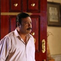 Ilavarasu - Sangili Bungili Kadhava Thorae Movie Stills