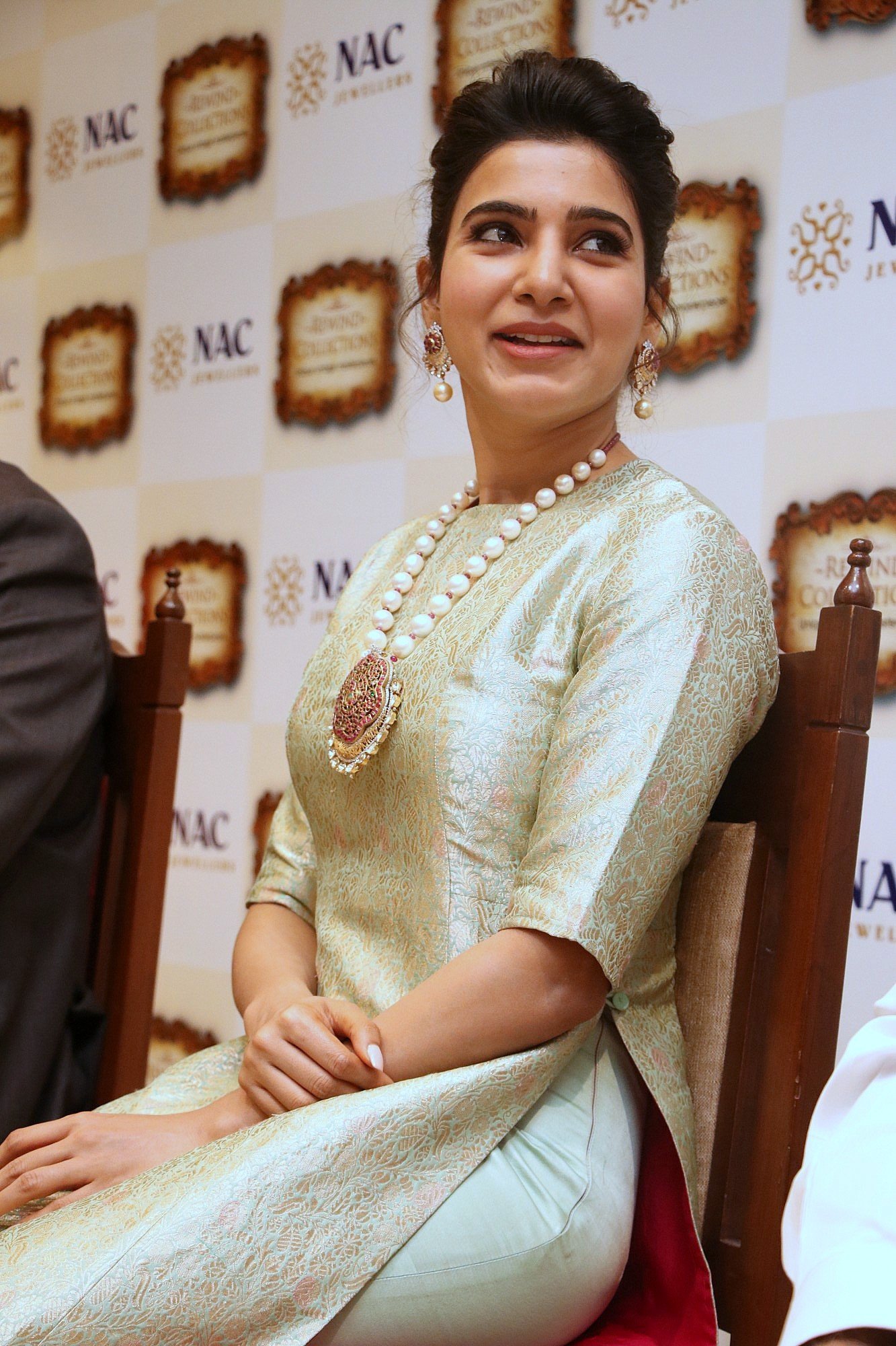 Actress Samantha Launch of NAC Jewellers Antique Exhibition Photos | Picture 1520762