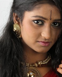 Actress Gayathri Kannan New Photoshoot | Picture 1523512