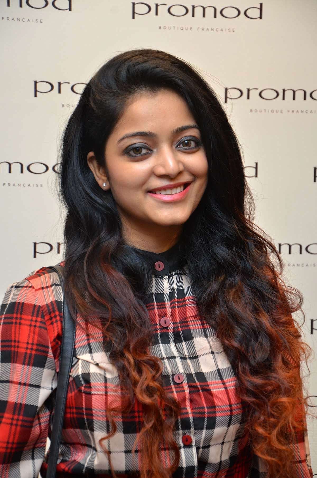 Janani Iyer - The launch of Autumn Winter Collection 2017 Photos | Picture 1524896