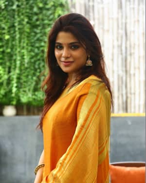 Actress Aathmika in Saree Latest Photos | Picture 1549081