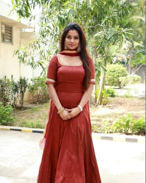 Leesha Eclairs - Eedili Tamil Movie Pooja and Launch Photos | Picture 1551763