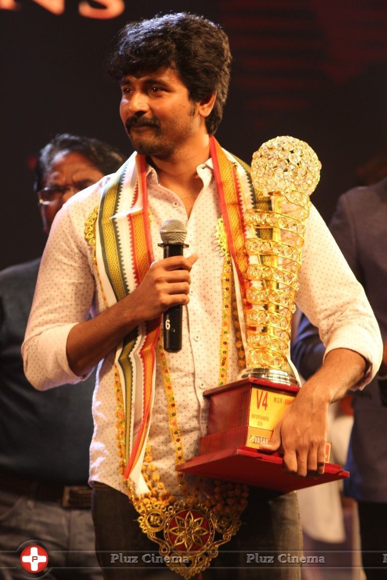 Sivakarthikeyan - MGR Sivaji Academy Awards Function 2016 Photos | Picture 1456485