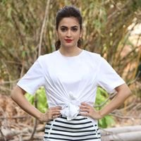 Kriti Kharbanda Poses in Hot Outfit before Bruce Lee Press Meet Photos | Picture 1456997
