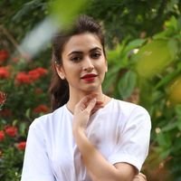 Kriti Kharbanda Poses in Hot Outfit before Bruce Lee Press Meet Photos | Picture 1457058