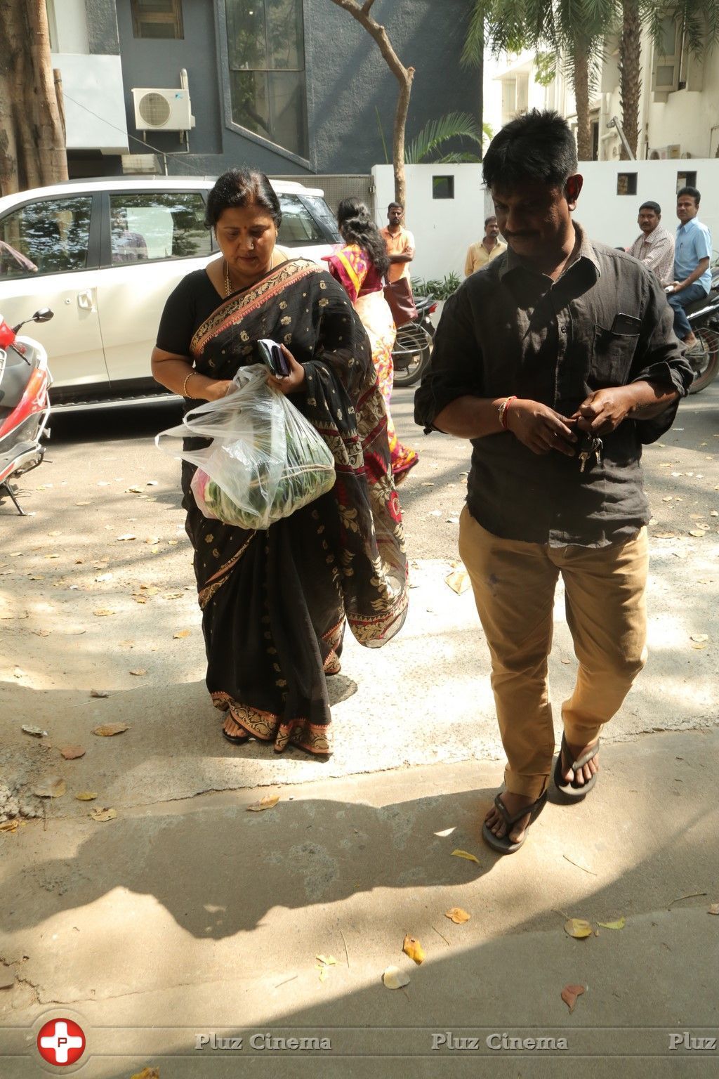 Celebs Paying Last Respects to Actor Chandra Haasan wife Githamani Photos | Picture 1457670