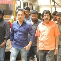 Celebs Paying Last Respects to Actor Chandra Haasan wife Githamani Photos | Picture 1457683