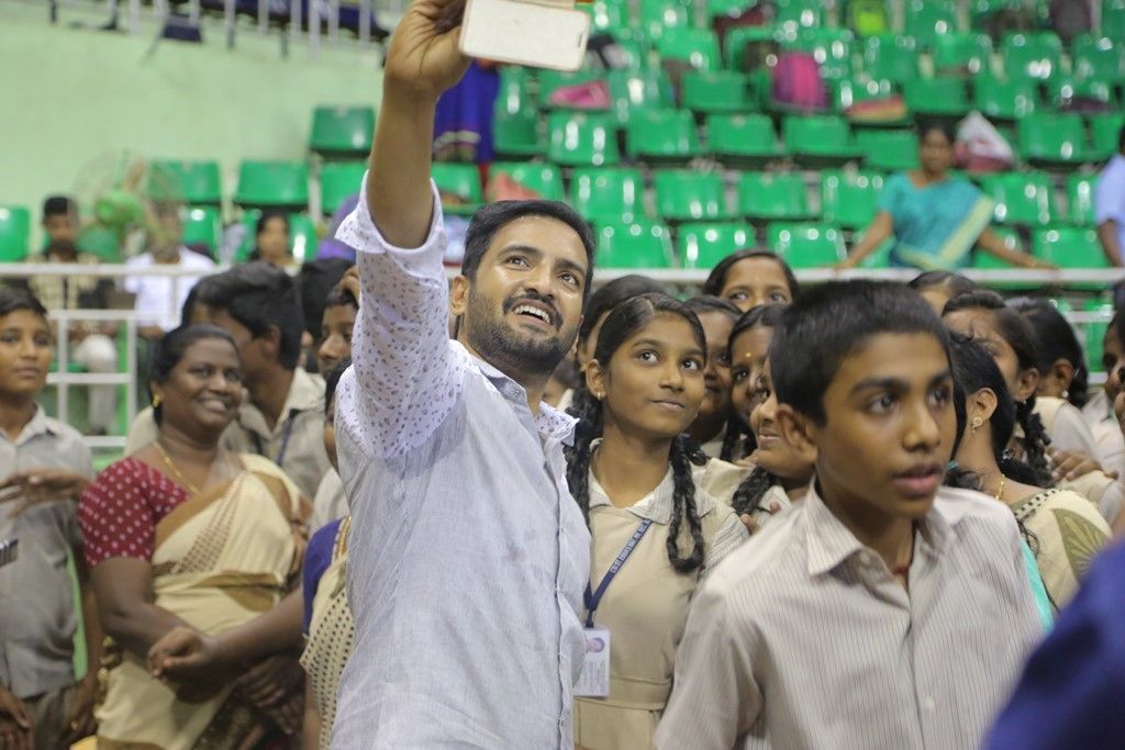 Santhanam at Inter-Orphan Sports Meet Initiated by Madras West Round Table 10 Photos | Picture 1463784