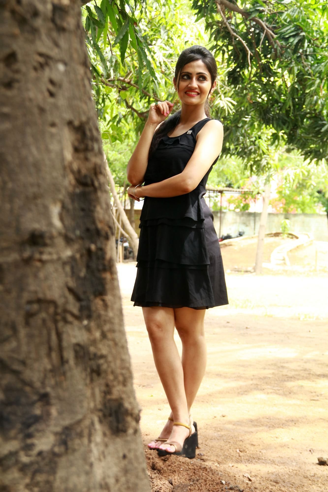 Sonal Singh at Koothan Movie Shooting Spot | Picture 1510128