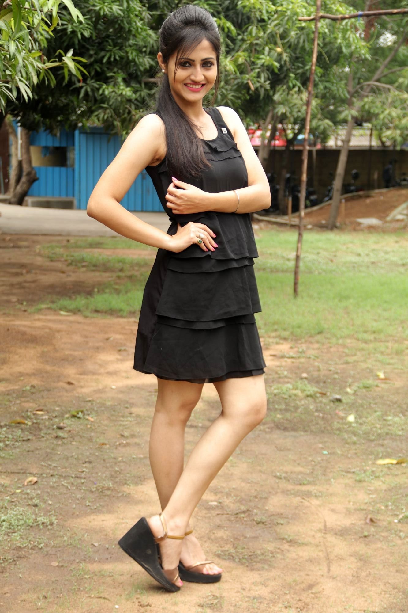 Sonal Singh at Koothan Movie Shooting Spot | Picture 1510108
