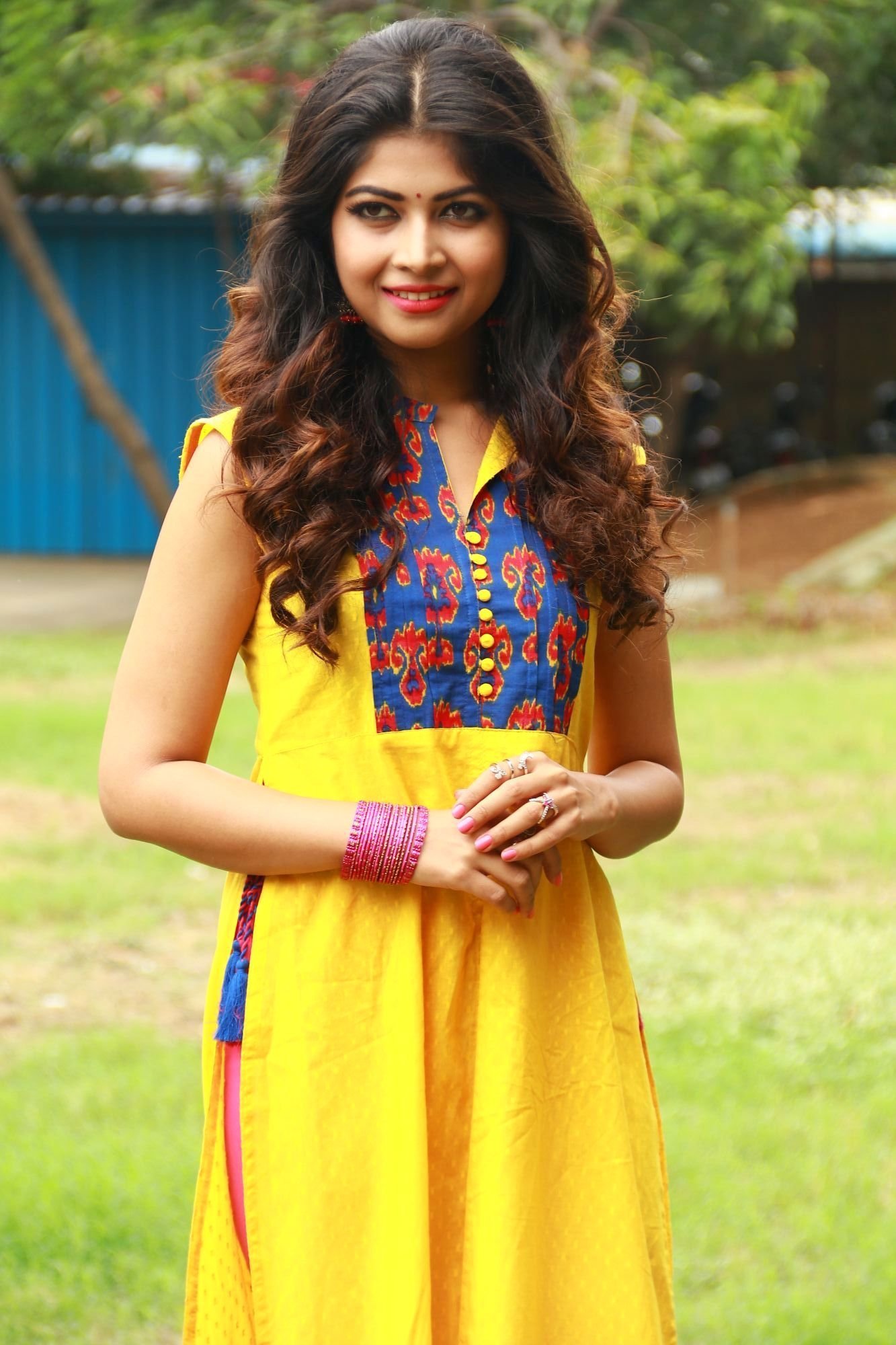 Srijitaa Ghosh at Koothan Movie Shooting Spot | Picture 1510140