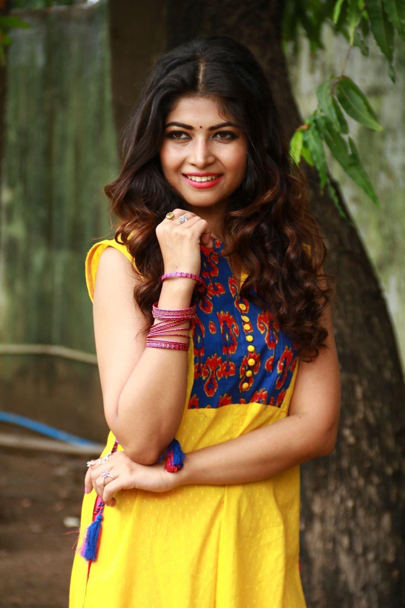 Srijitaa Ghosh at Koothan Movie Shooting Spot | Picture 1510148