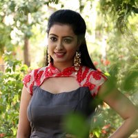 Actress Nisha Krishnan Photos at Inayathalam Audio Launch | Picture 1481003