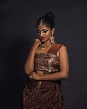 Magalir Mattum Fame Shobana Karthikeyan Hot Photoshoot