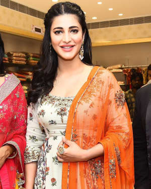 Actress Shruti Haasan launches Neeru's the First Flagship Family Store | Picture 1536184