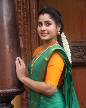 Actress Jismy Stills at Siva Manasula Pushpa Shooting Spot | Picture 1527360