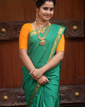 Actress Jismy Stills at Siva Manasula Pushpa Shooting Spot | Picture 1527369