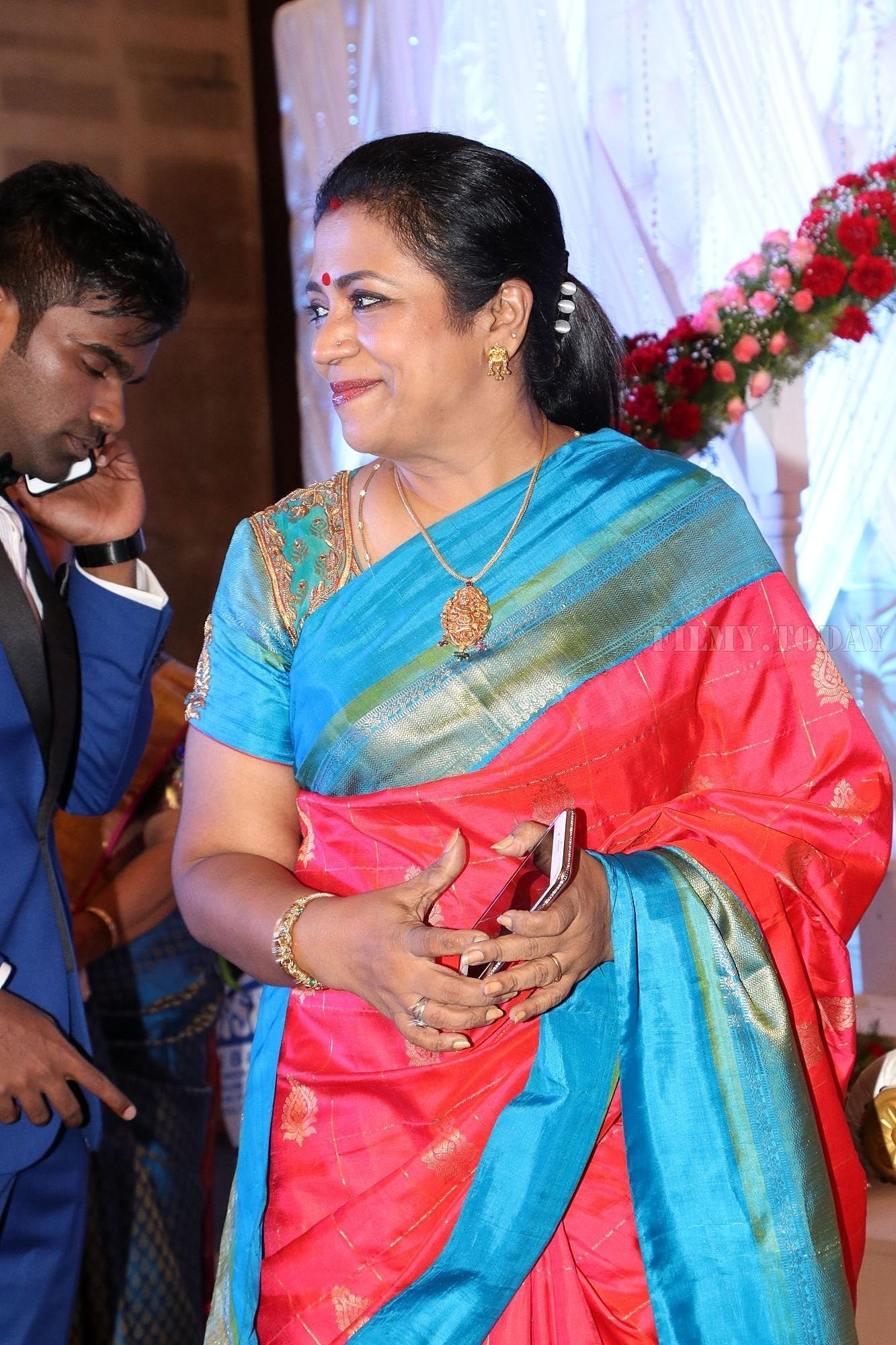 Poornima Bhagyaraj - Music Director Dharan Kumar - Actress Deekshitha Wedding Reception Photos | Picture 1528429