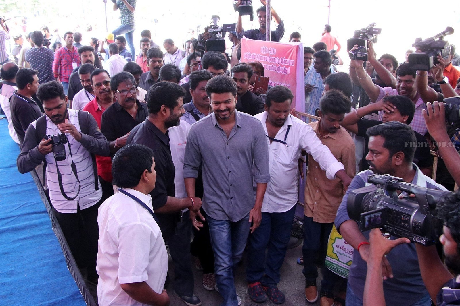 Vijay - Photos: Tamil Film Industry's protest against Sterlite and Cauvery Issue | Picture 1575901