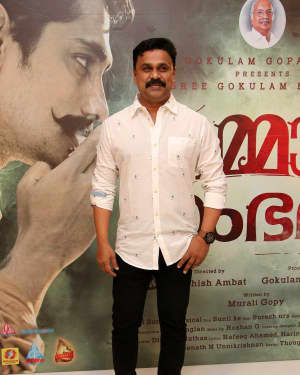Dileep (Malayalam Actor) - Kammara Sambhavam Movie Premier Show In Chennai Photos