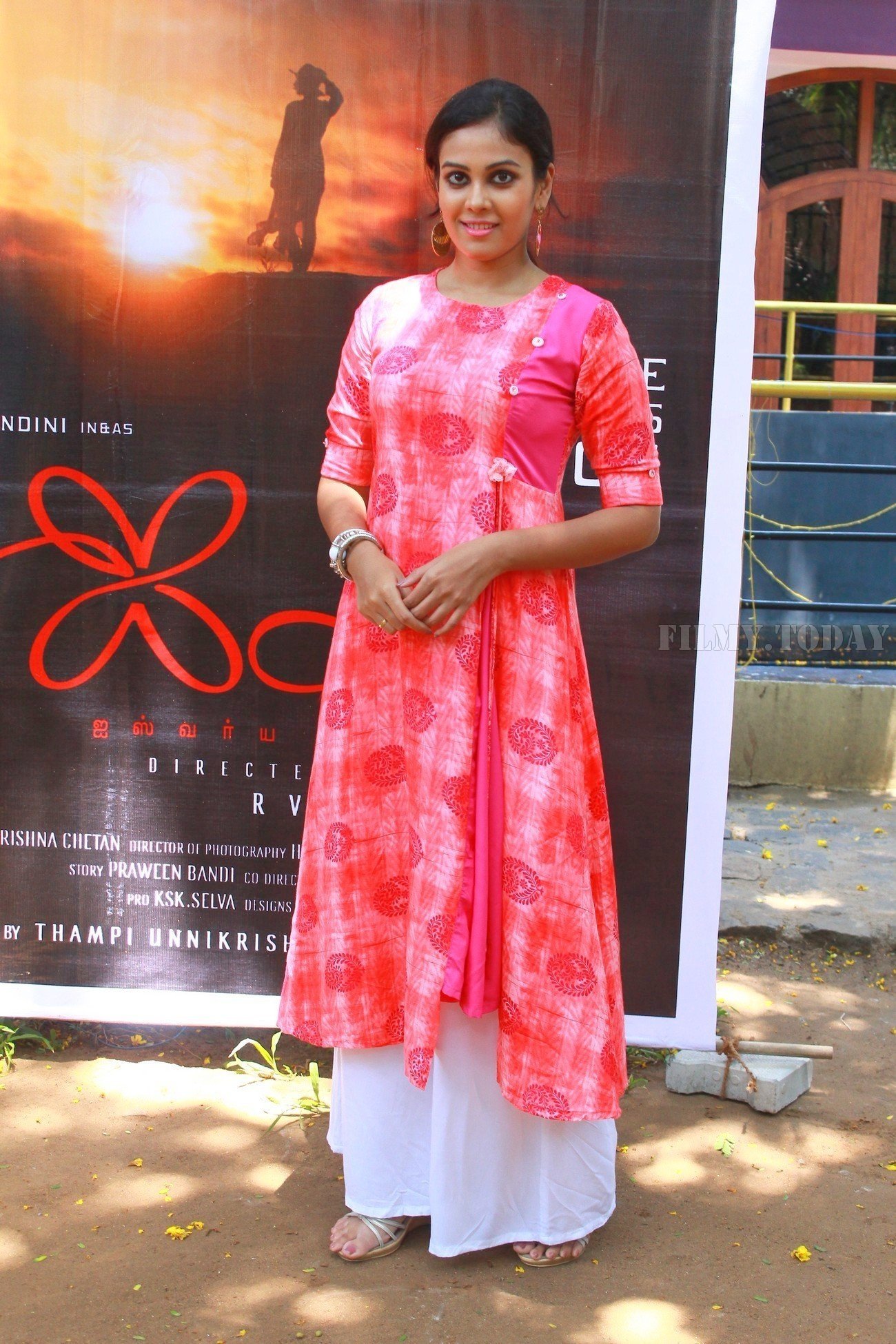 Actress Chandini Tamilarasan Stills at Aila Movie Pooja | Picture 1579747