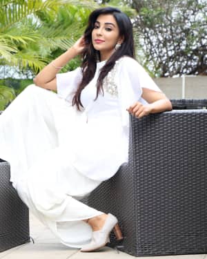 Parvathy Nair New Photos | Picture 1614813