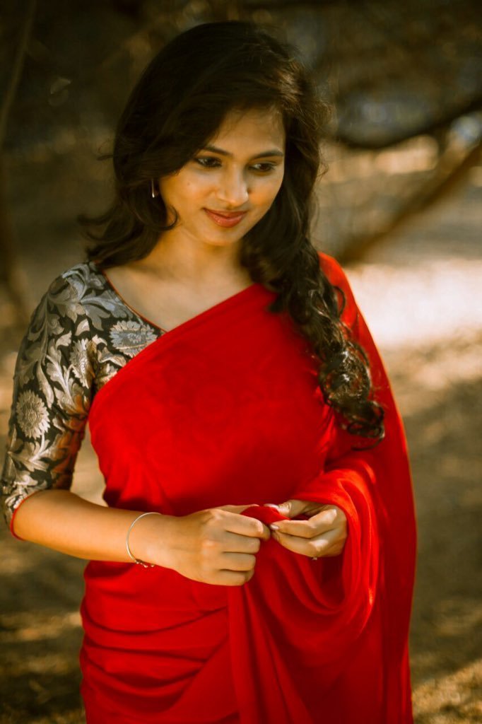 Actress Ramya Pandian Latest Photoshoot | Picture 1566344