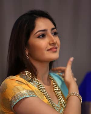 Actress Sayyeshaa Saigal Latest Photos | Picture 1584322