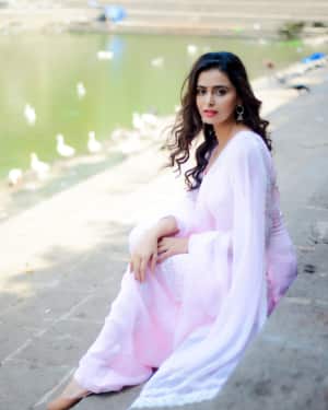 Actress Meenakshi Dixit Latest Photoshoot | Picture 1573921