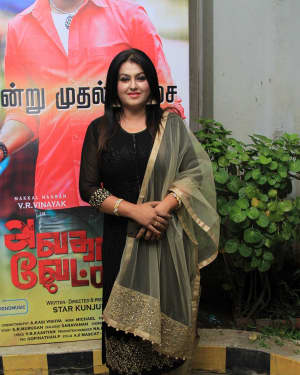 Sona Heiden - Avathara Vettai Movie Audio Launch Photos | Picture 1606159
