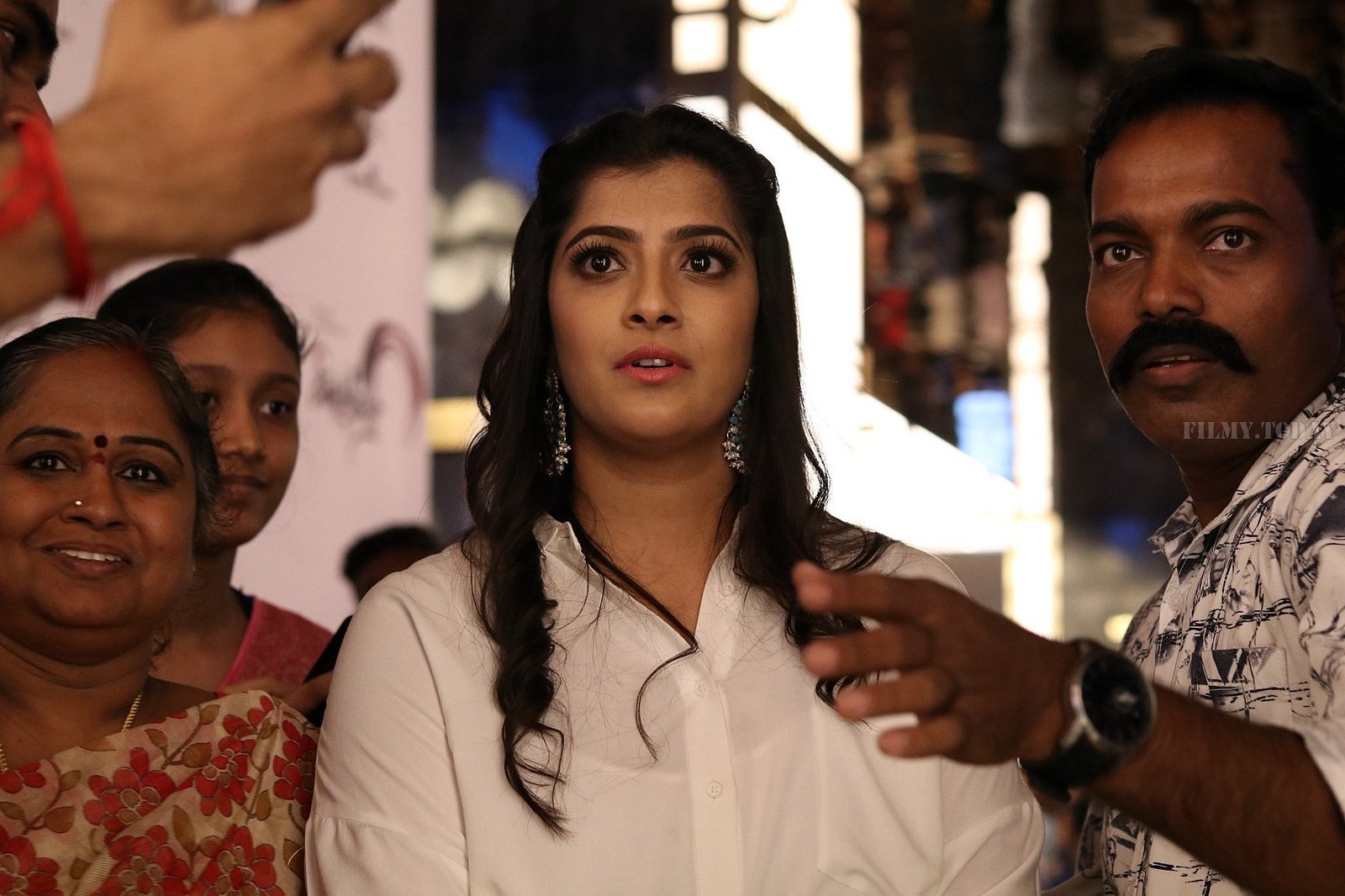 Varalaxmi Sarathkumar - Sandakozhi 2 Celebrity Show with PVR Icon Opening Photos | Picture 1607021