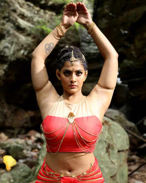 Varalaxmi Sarathkumar - Neeya 2 Film Hot Stills | Picture 1626727