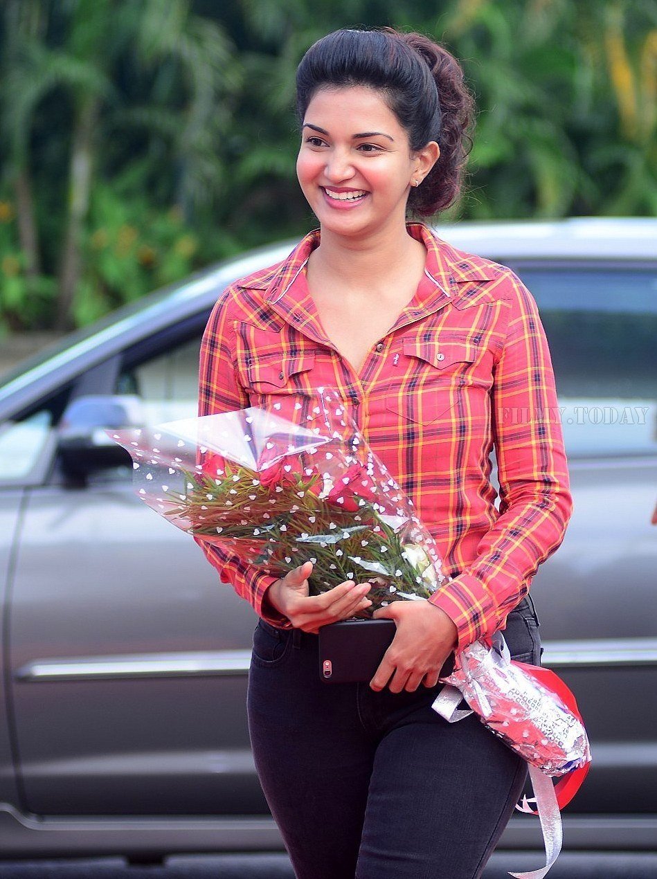 Actress Honey Rose Latest Photos | Picture 1553533