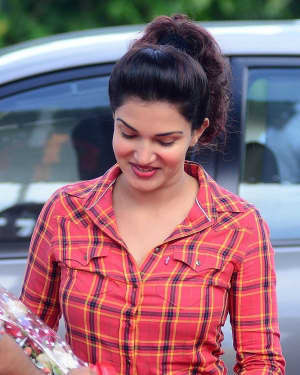 Actress Honey Rose Latest Photos | Picture 1553530
